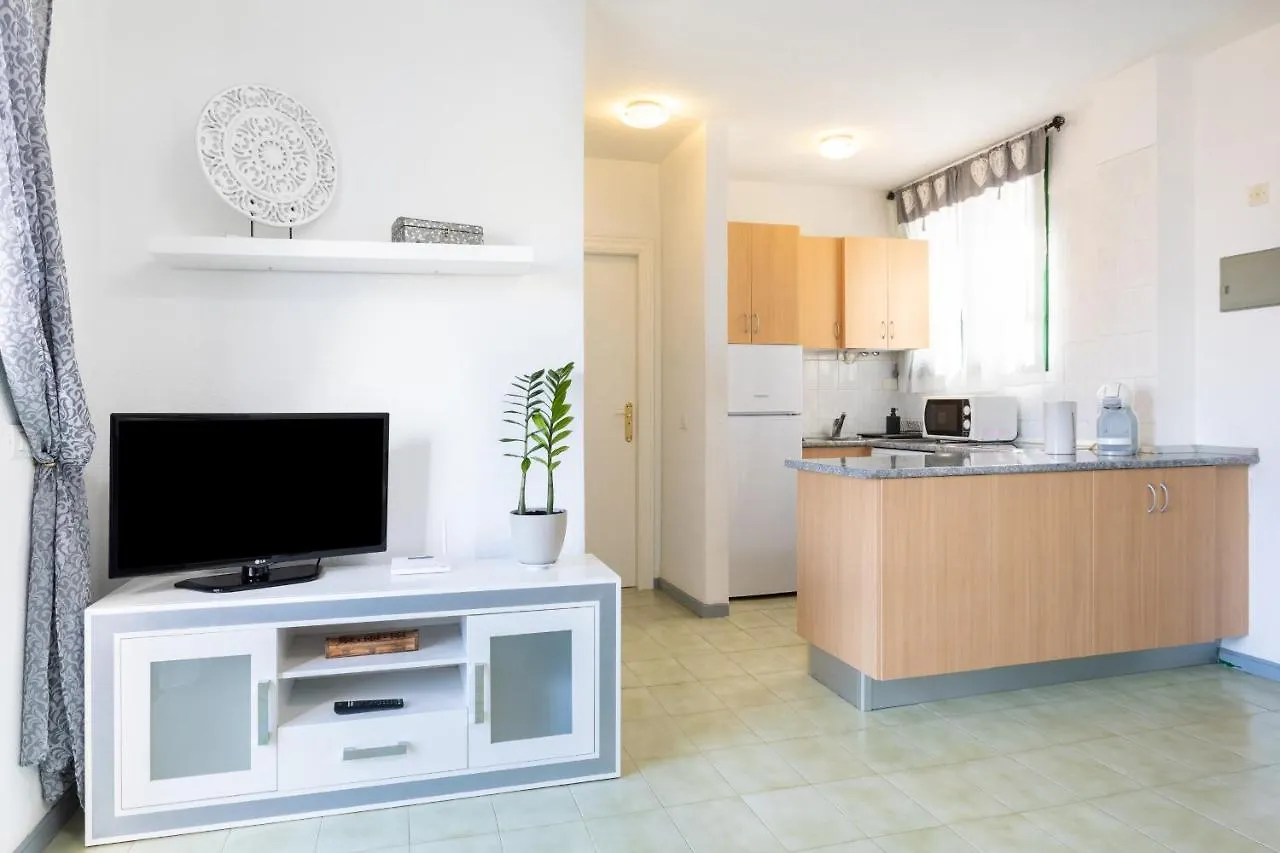 Parque Don Jose With Heated Pool And Wifi Apartamento Arona